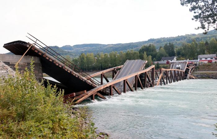 No serious faults were found on the accident bridge after a similar bridge collapsed in 2016