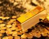 Gold eases as steady dollar dampens appeal, Retail News, ET Retail