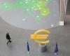ECB’s Holzmann Says Fed Is Gorilla in Room Thanks to Dollar